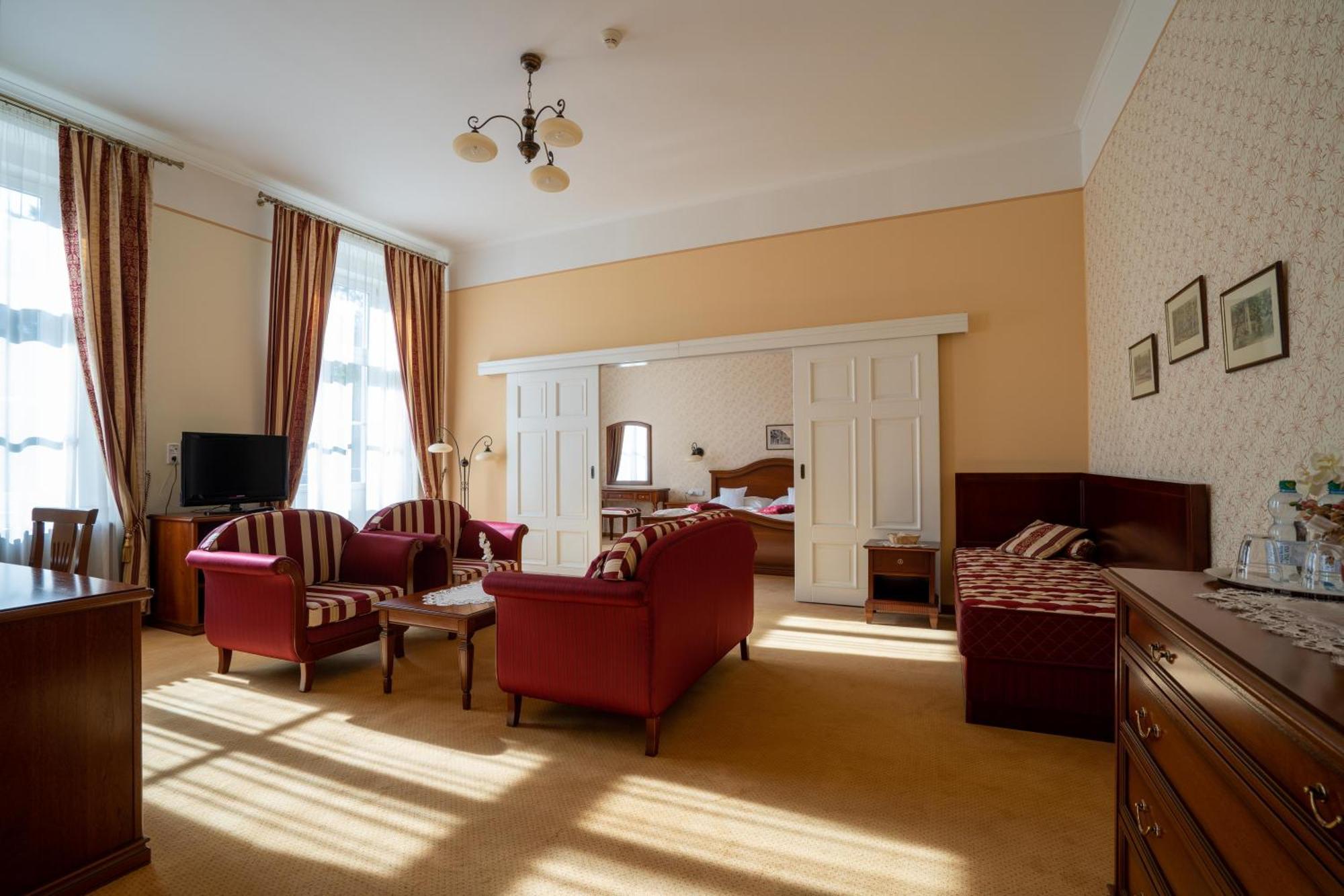 Ld Palace Spa & Kur Františkovy Lázně Екстериор снимка