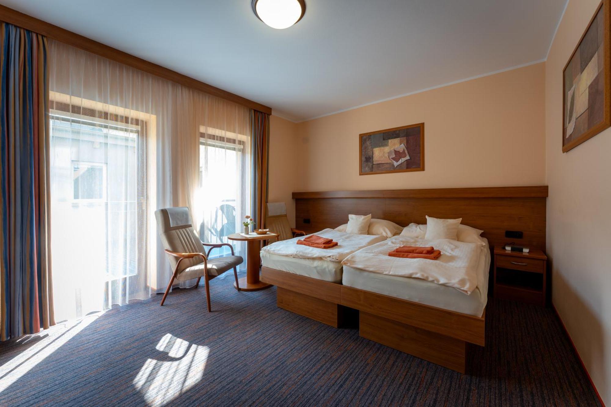 Ld Palace Spa & Kur Františkovy Lázně Екстериор снимка